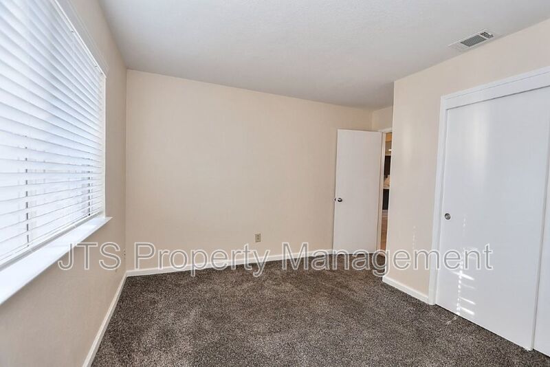 Updated Home With an Expansive Backyard! property image