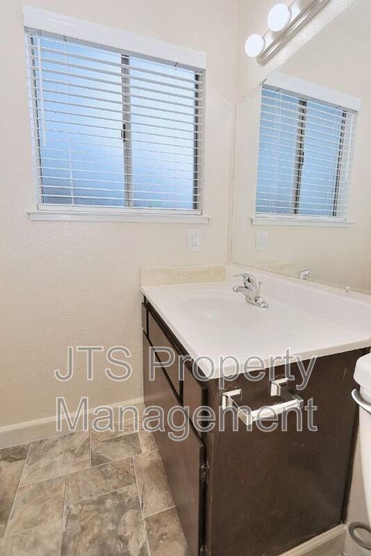 Updated Home With an Expansive Backyard! property image