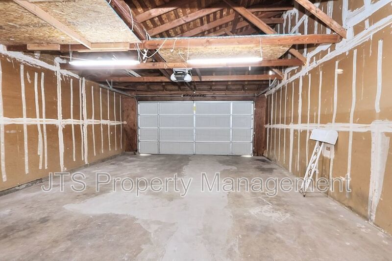 Updated Home With an Expansive Backyard! property image