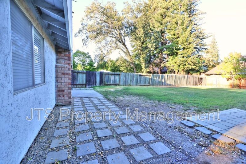 Updated Home With an Expansive Backyard! property image