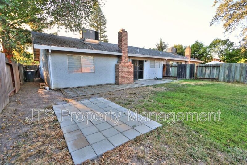 Updated Home With an Expansive Backyard! property image
