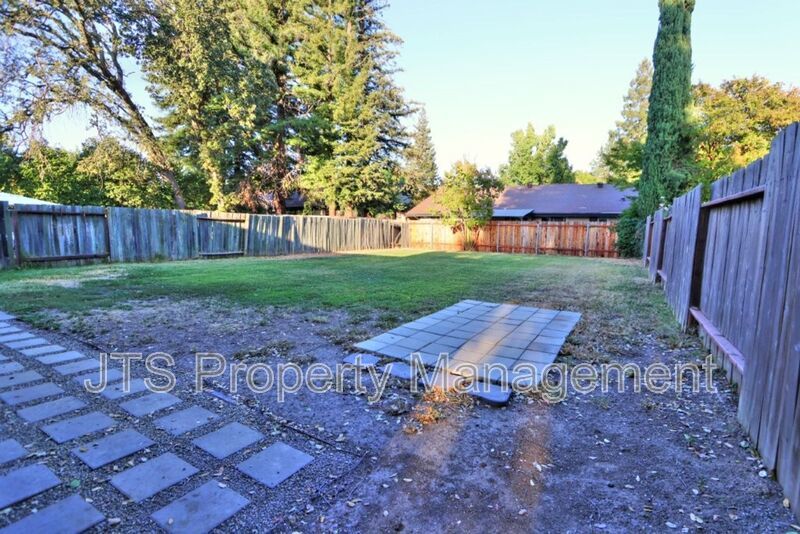 Updated Home With an Expansive Backyard! property image