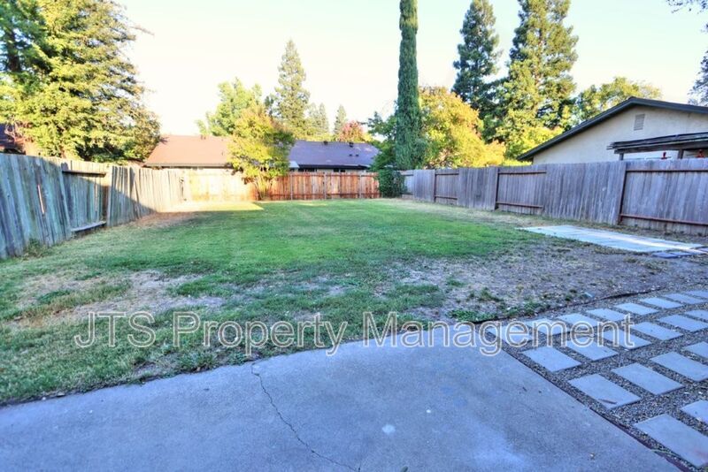 Updated Home With an Expansive Backyard! property image