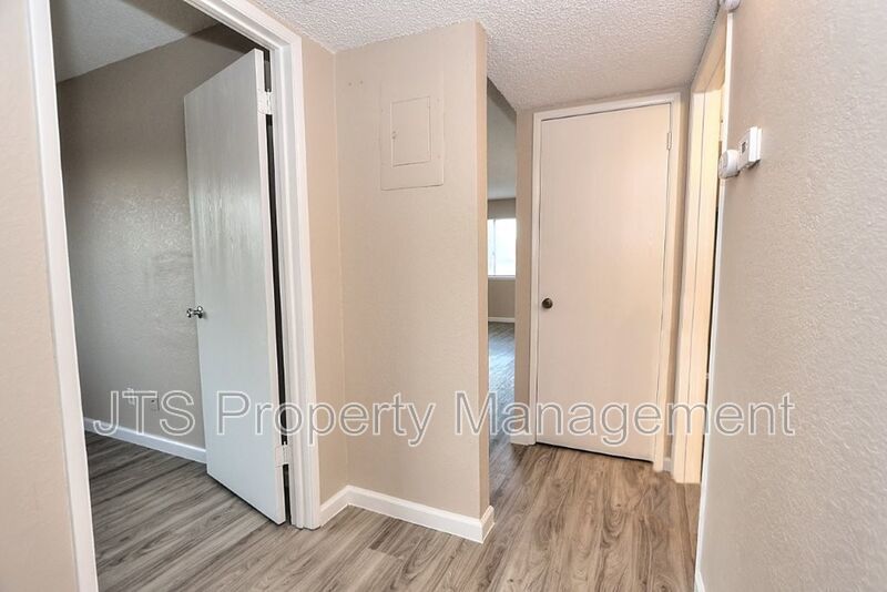 Remodeled Upstairs Apartment in Folsom Coming Soon! property image