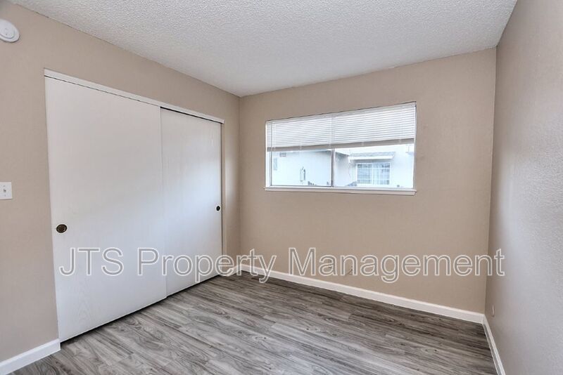 Remodeled Upstairs Apartment in Folsom Coming Soon! property image