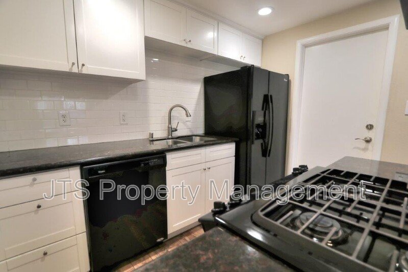Nice Updated Fair Oaks Duplex Available Now! property image