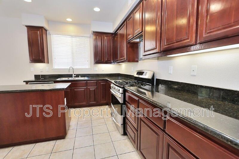 Beautifully Natomas Home in Great Community for Rent. property image