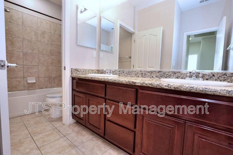 Beautifully Natomas Home in Great Community for Rent. property image