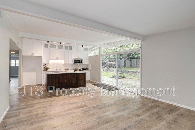Stunning Streng Style Modern Home coming soon! property image