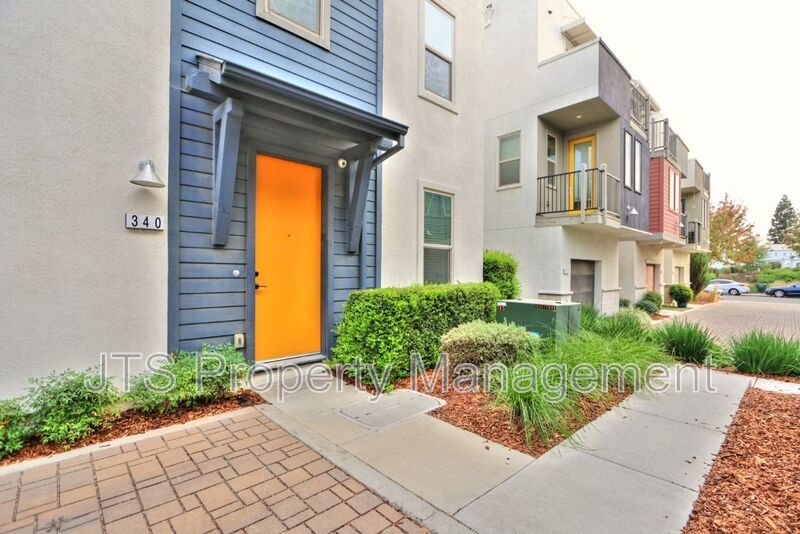 Beautiful Townhome Style Property for Rent! property image