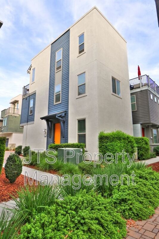 Beautiful Townhome Style Property for Rent! property image