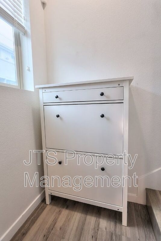 Beautiful Townhome Style Property for Rent! property image