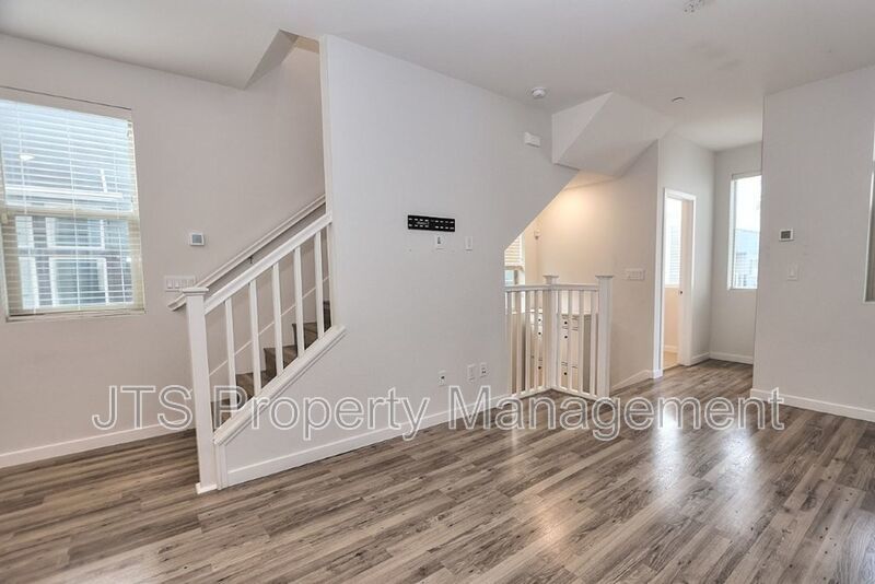 Beautiful Townhome Style Property for Rent! property image