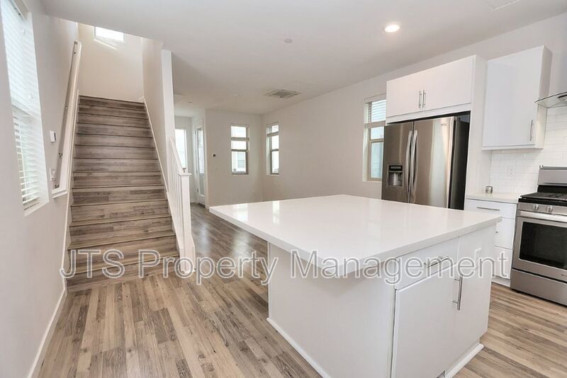 Beautiful Townhome Style Property for Rent! property image