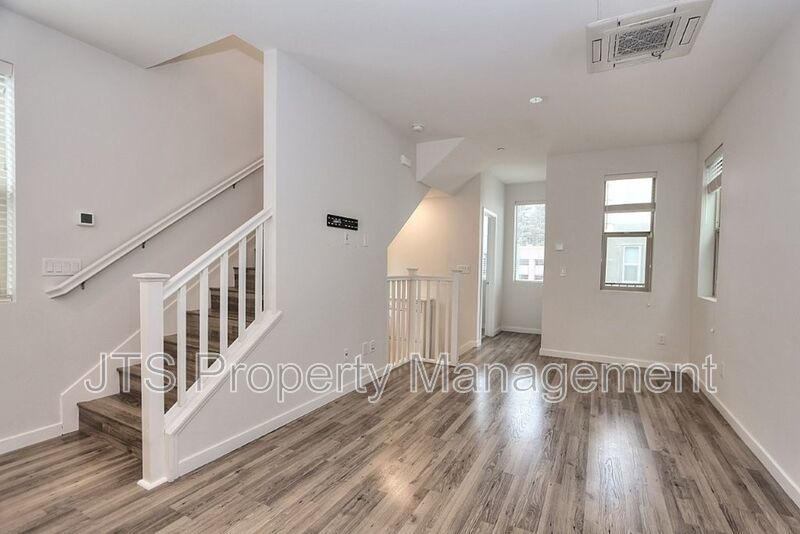 Beautiful Townhome Style Property for Rent! property image