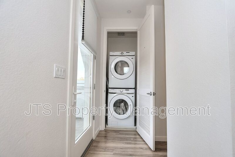 Beautiful Townhome Style Property for Rent! property image
