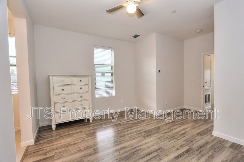 Beautiful Townhome Style Property for Rent! property image