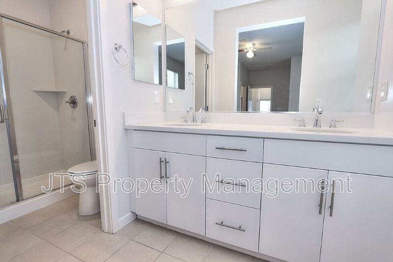 Beautiful Townhome Style Property for Rent! property image