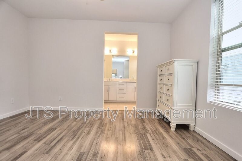 Beautiful Townhome Style Property for Rent! property image