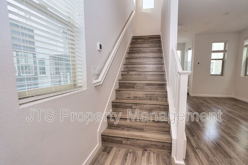 Beautiful Townhome Style Property for Rent! property image