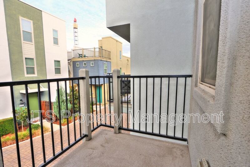 Beautiful Townhome Style Property for Rent! property image