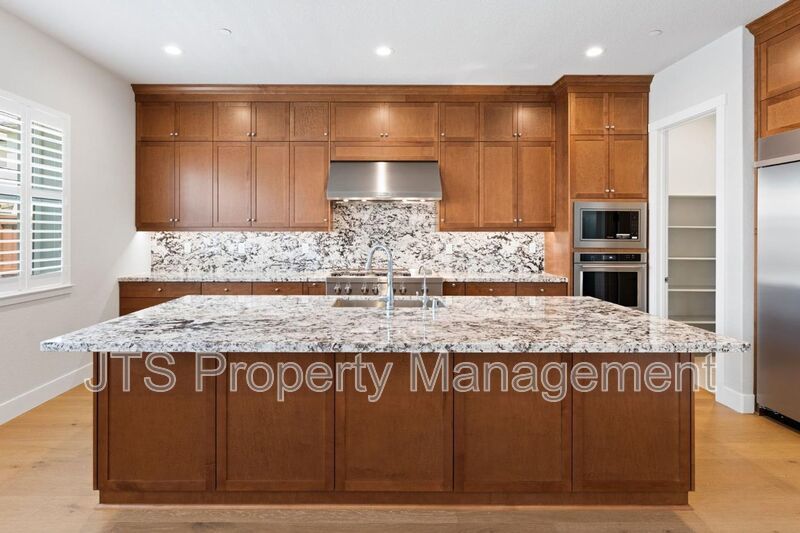 Incredible custom Folsom Home for rent! property image
