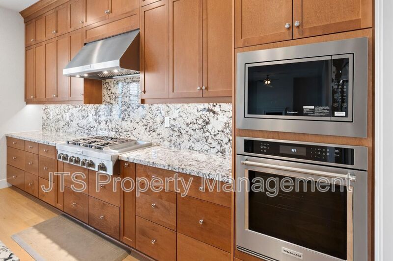 Incredible custom Folsom Home for rent! property image