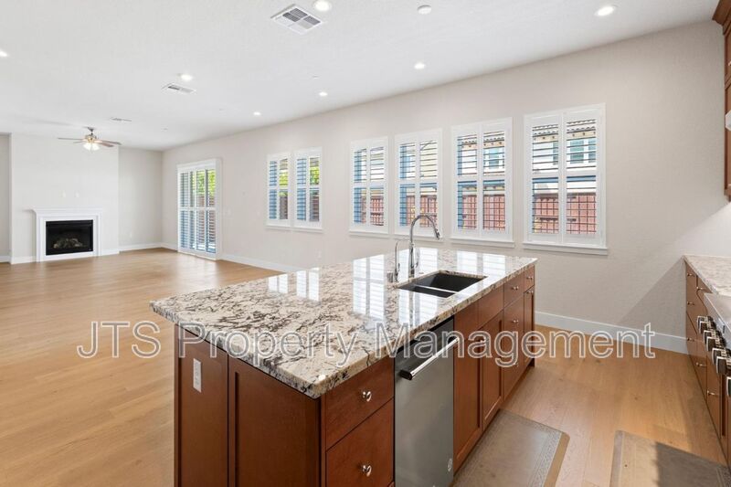 Incredible custom Folsom Home for rent! property image