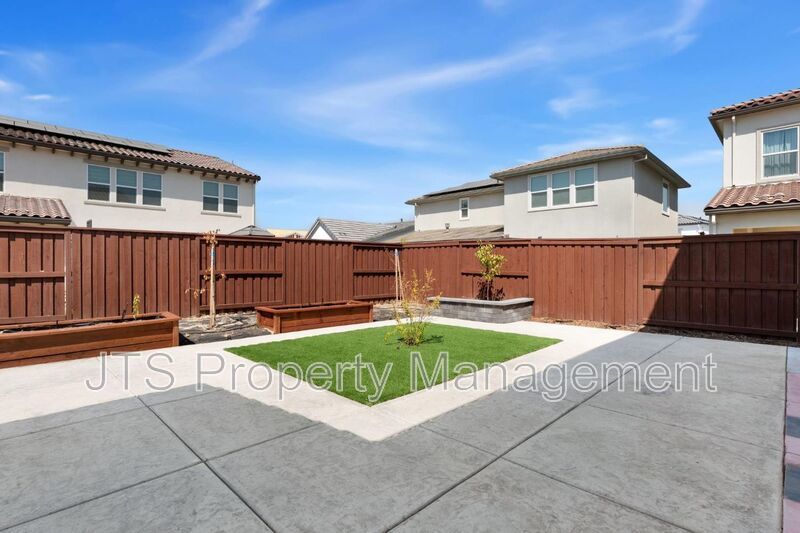 Incredible custom Folsom Home for rent! property image