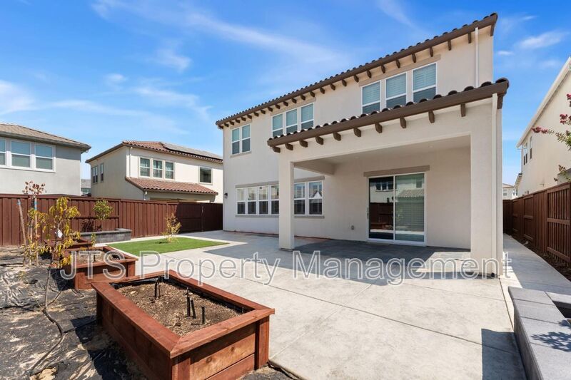 Incredible custom Folsom Home for rent! property image