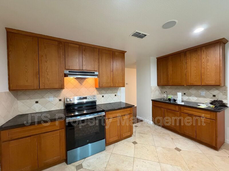 Gorgeous Fair Oaks Home! property image