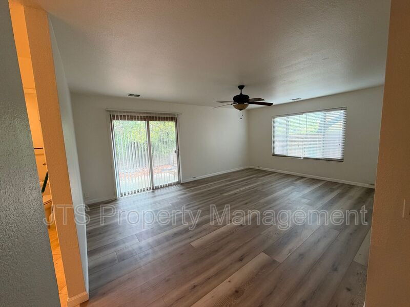 Gorgeous Fair Oaks Home! property image
