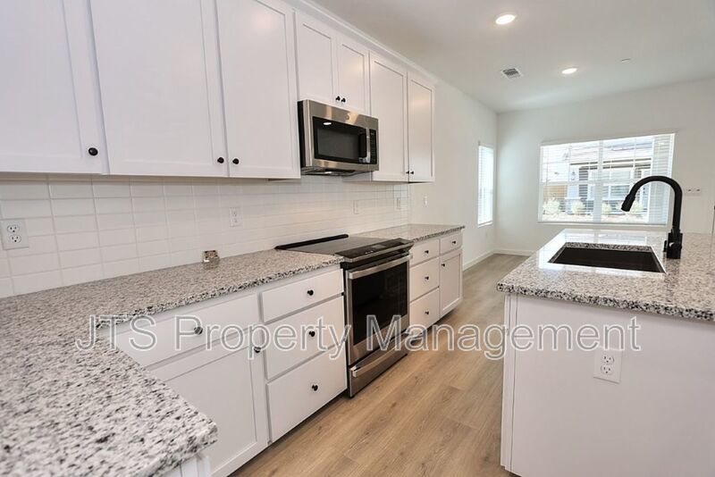 Incredible Anatolia new construction home for rent! property image