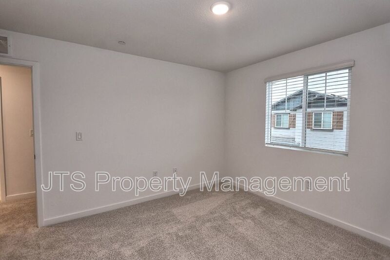 Incredible brand new Solar Home in Anatolia for rent! property image