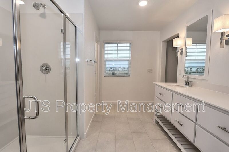 Incredible brand new Solar Home in Anatolia for rent! property image