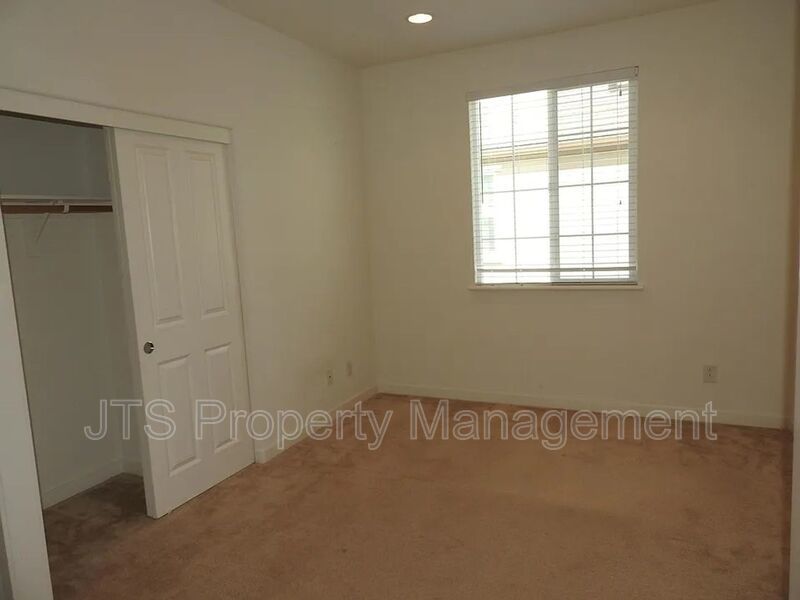 Beautiful West Roseville Home in Gated Community for Rent! property image