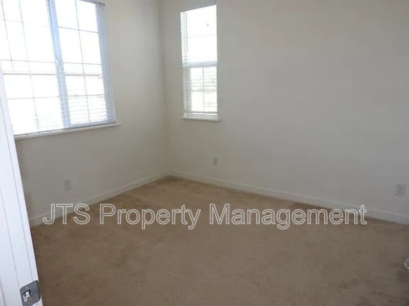 Beautiful West Roseville Home in Gated Community for Rent! property image