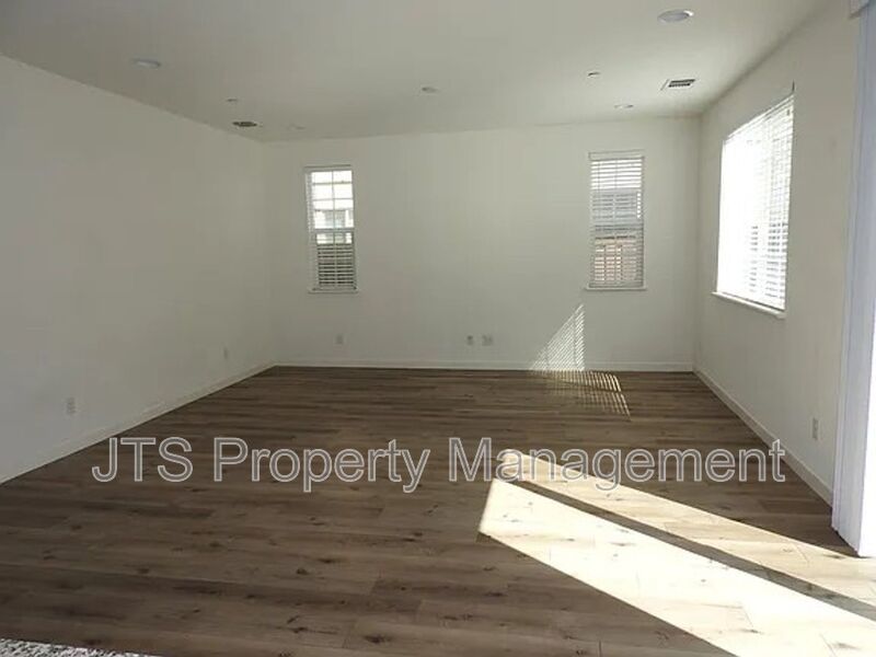 Beautiful West Roseville Home in Gated Community for Rent! property image