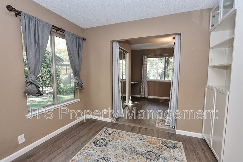 Beautiful Crosswoods community townhome for rent! property image