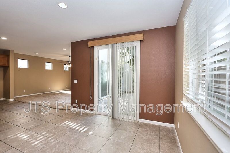 Large Home in Park Setting in West Roseville for Rent! property image