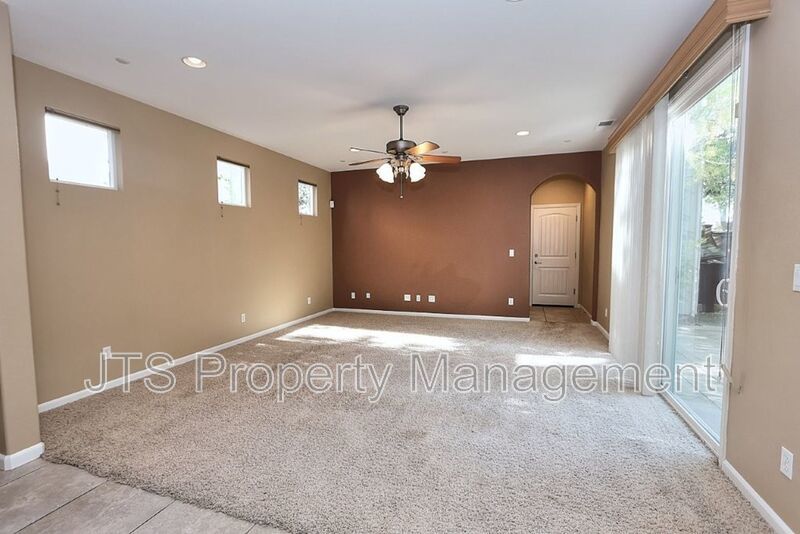 Large Home in Park Setting in West Roseville for Rent! property image