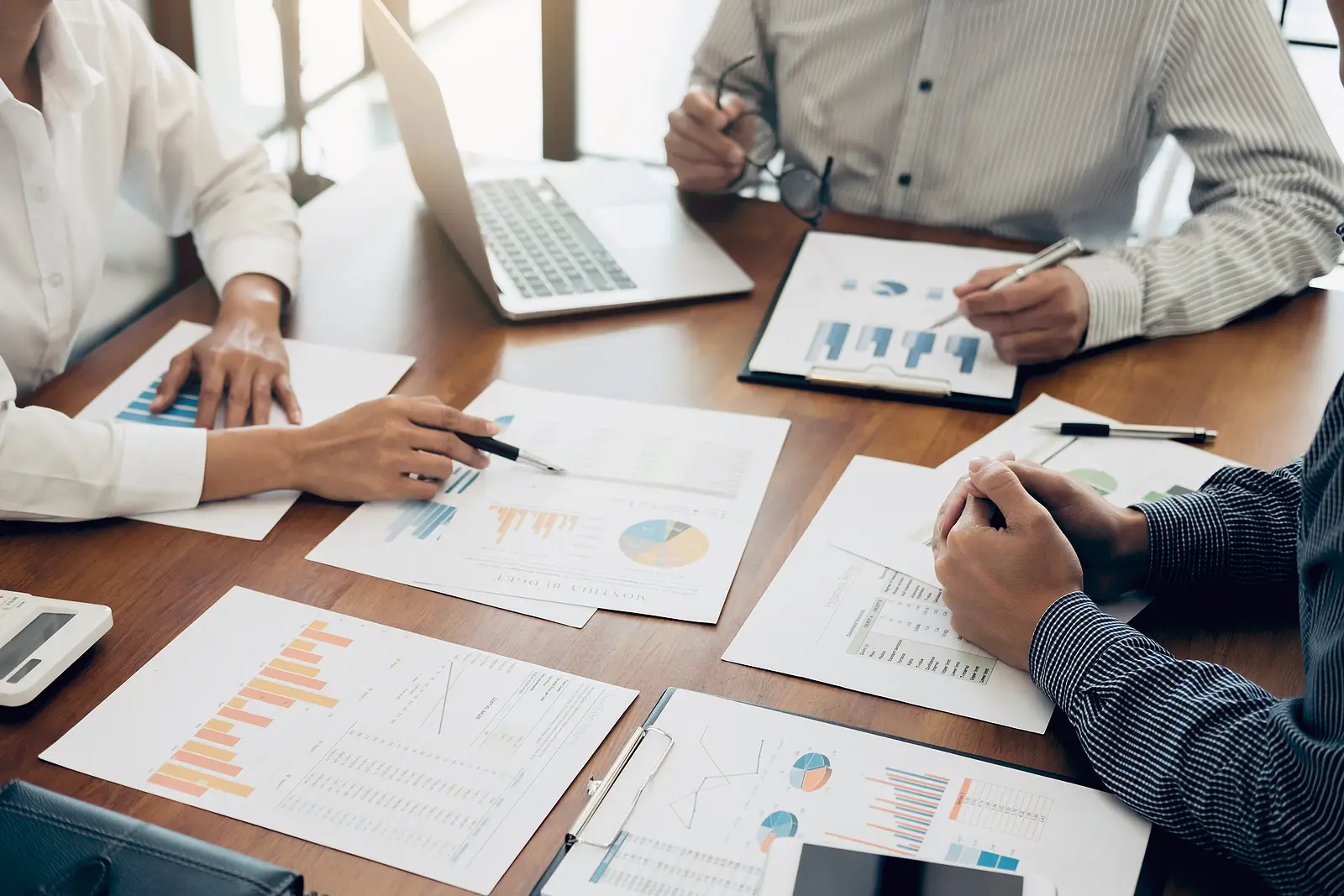 Vendor Management for Fair Oaks Rental Owners: Quality, Cost, and Liability